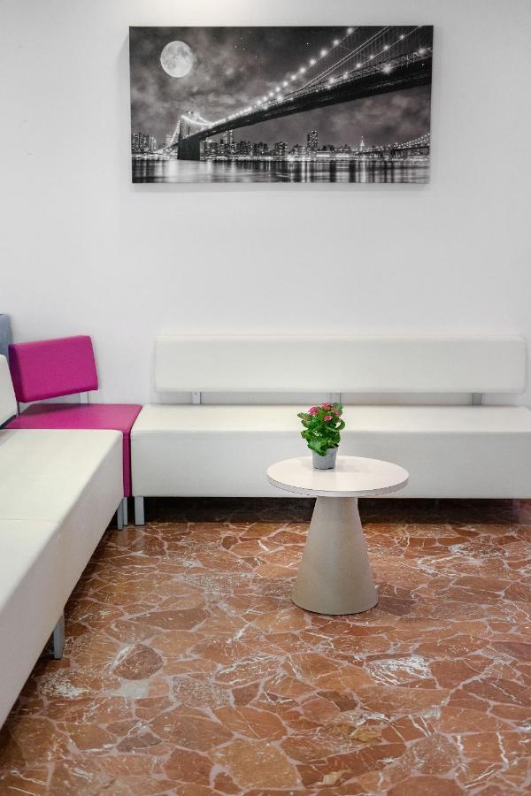 Hotel Tres Jolie Ріміні Екстер'єр фото